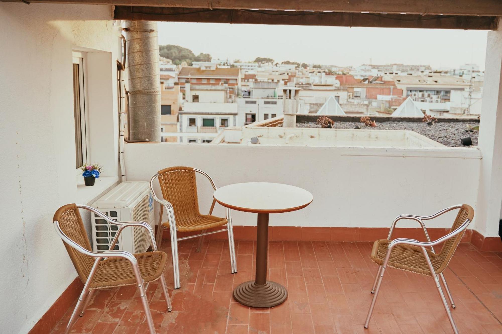 Loft Hostal Group Lloret de Mar Exterior foto